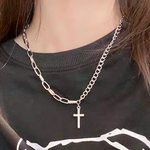 Jewelry - ❣️$25/3❣️ Cross Pendant Chain Sterling Sliver Plated Necklace